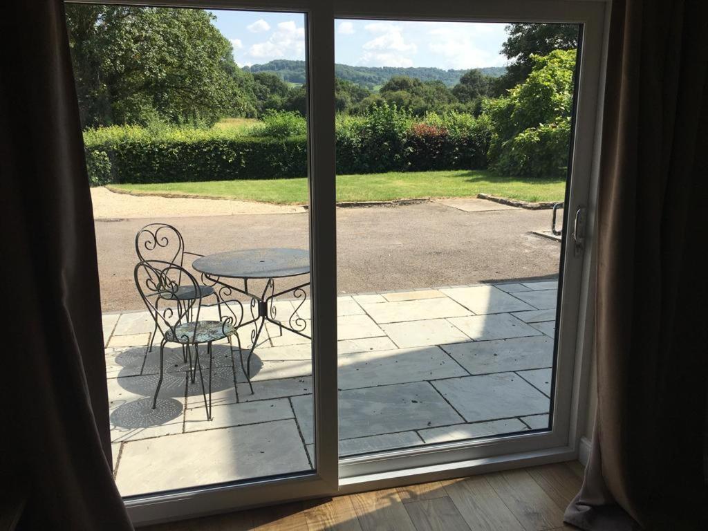 Bond End Road Annex Upton St Leonards - Ideal For Cheltenham Races